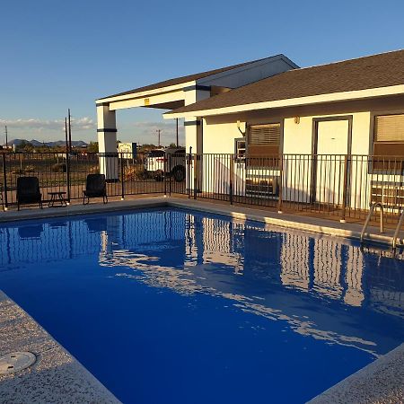 Riata Inn - Marfa Eksteriør bilde